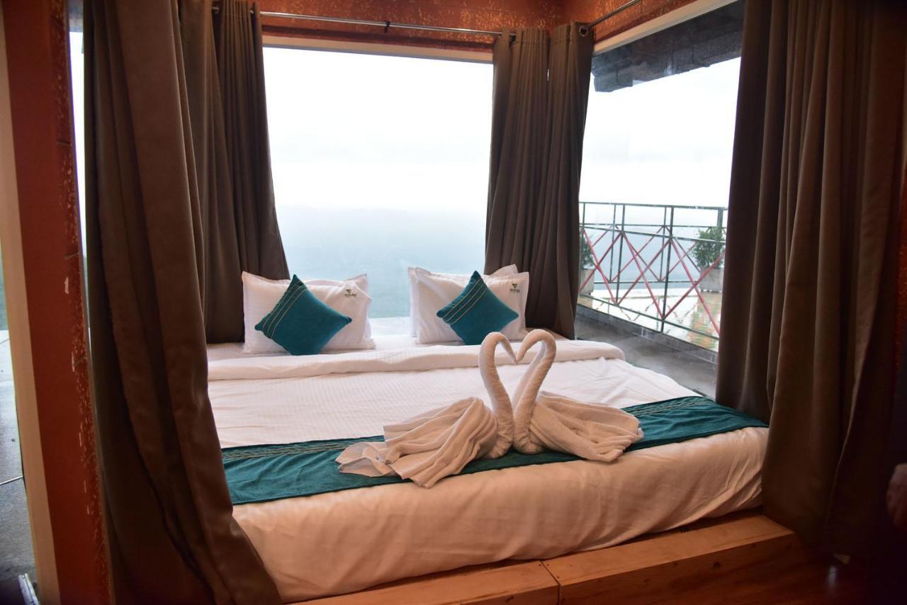 Mount Stratus Resort Vayalada Balussery エクステリア 写真