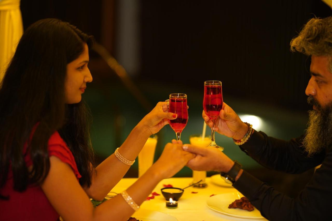 Mount Stratus Resort Vayalada Balussery エクステリア 写真