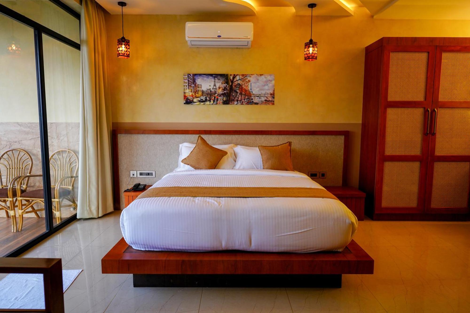 Mount Stratus Resort Vayalada Balussery エクステリア 写真
