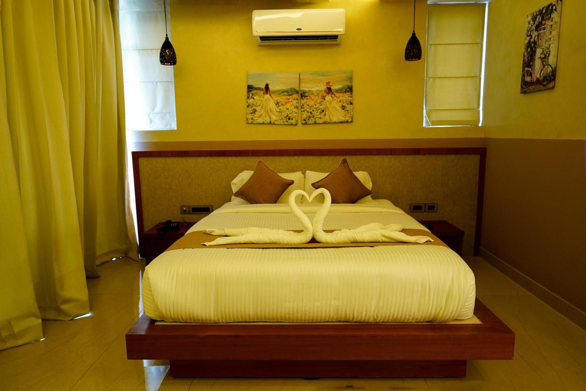 Mount Stratus Resort Vayalada Balussery エクステリア 写真